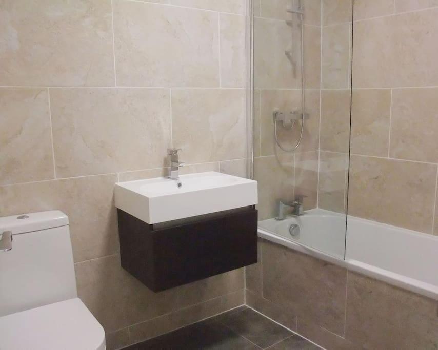1 Bed Flat Near Apartament